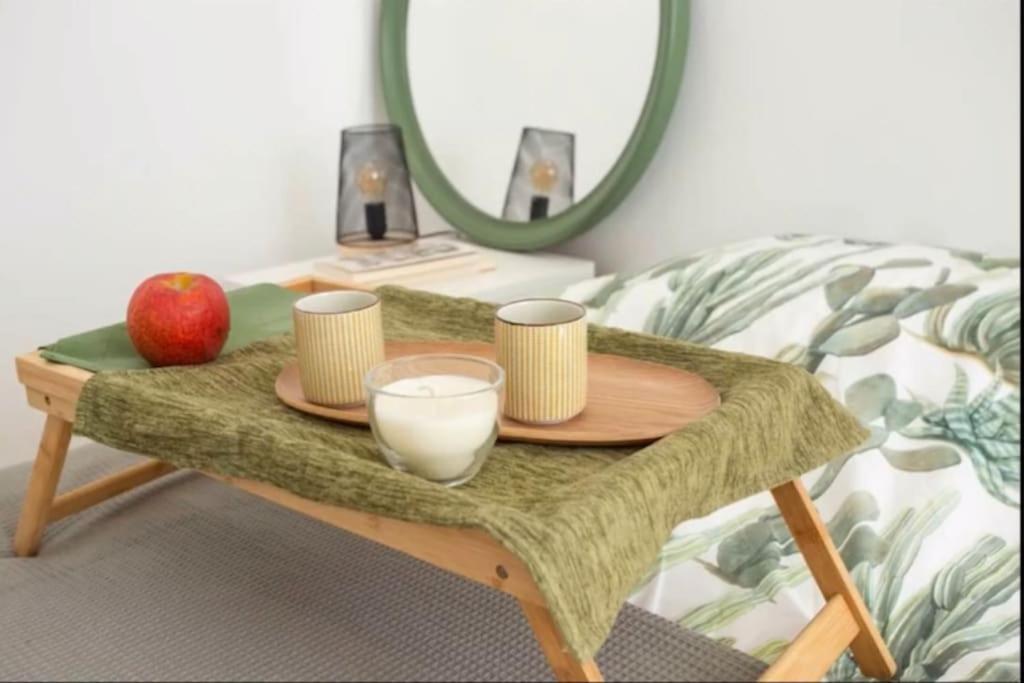 Apartment Luxury Artistic Digital Nomad Getaway W/ Terrace *