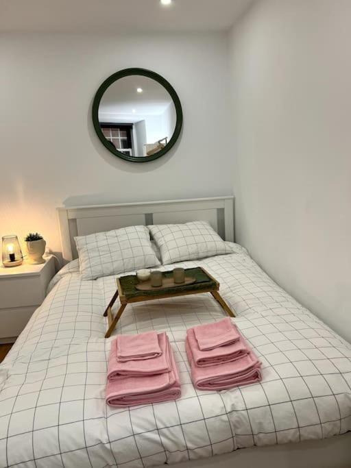 Luxury Artistic Digital Nomad Getaway W/ Terrace Lissabon