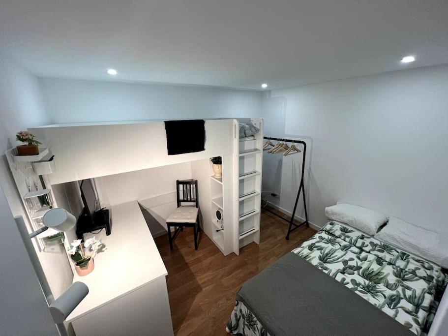 Luxury Artistic Digital Nomad Getaway W/ Terrace Lissabon